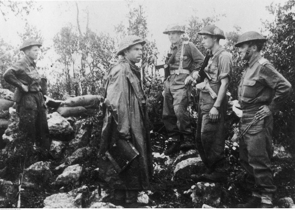 piechota-2-korpusu-polskiego-w-bitwie-o-monte-cassino-zolnierze-na-odprawie-5350ef-1024